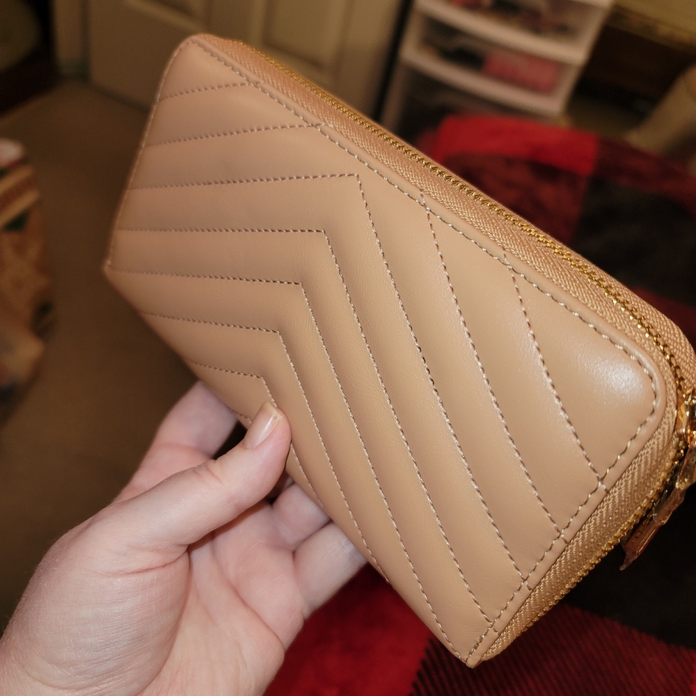DAISY ROSE Blush Wallet - Picture 2 of 10